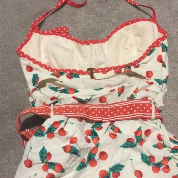 Juicy Couture Beach Royalty Bathing Pin up style - Picture 7 of 12